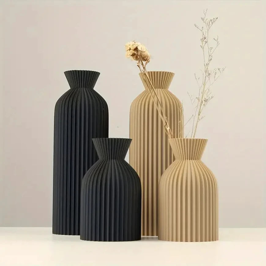 Nordic Ribbed Elegance Vase Set